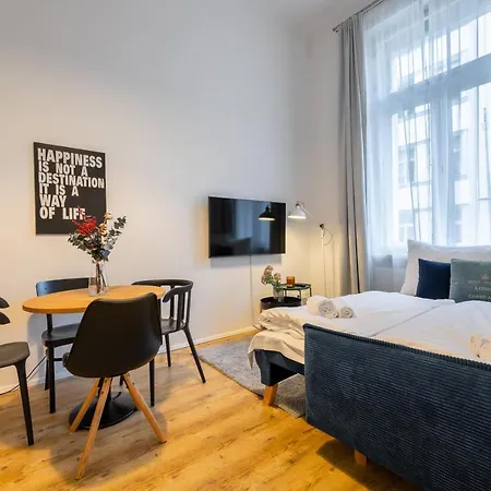 Charming 1 Bedroom Apartment In The City Center Of Prague Exterior photo